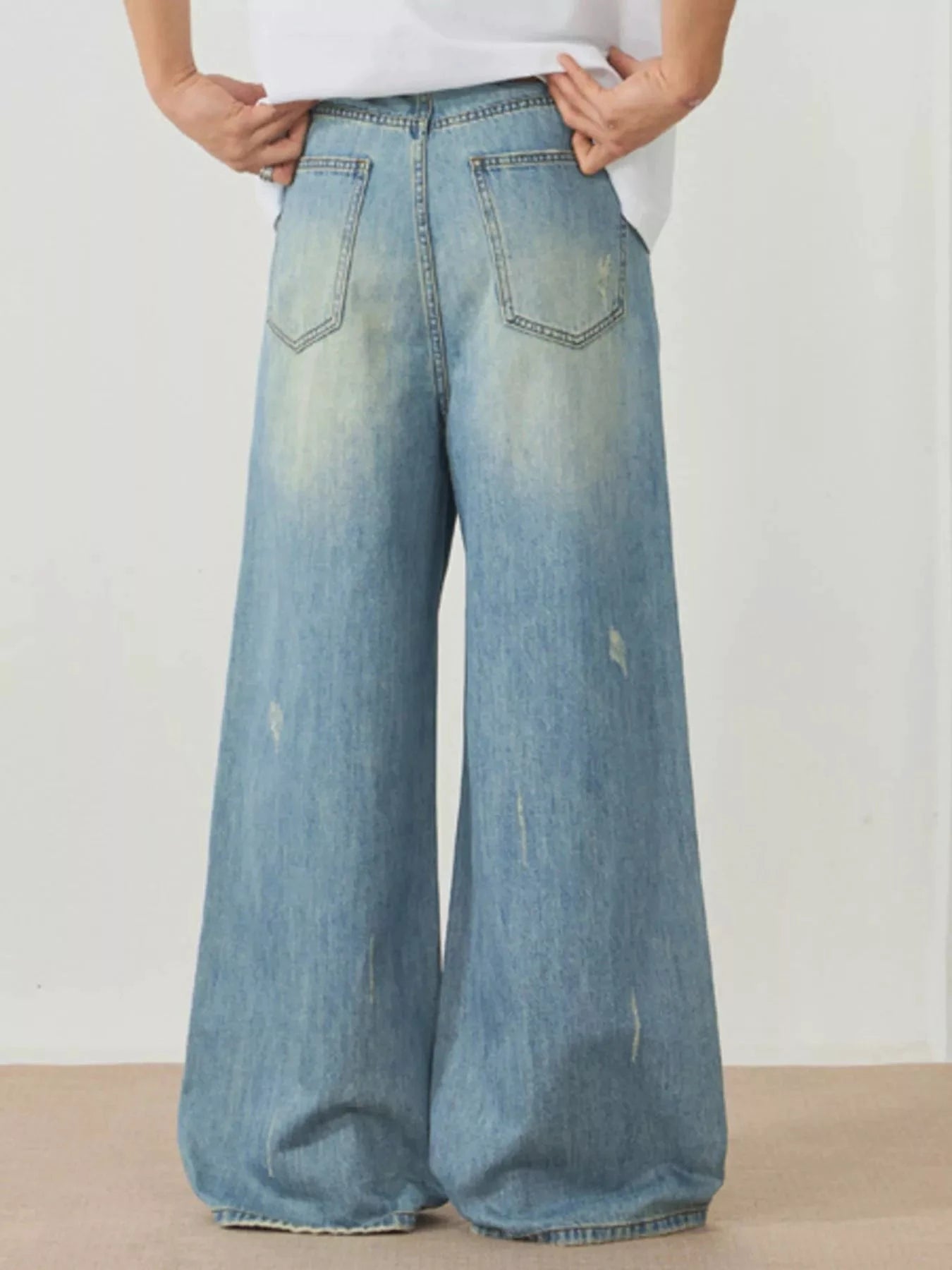 Men's Wash Wide Leg Jeans by Trendsi