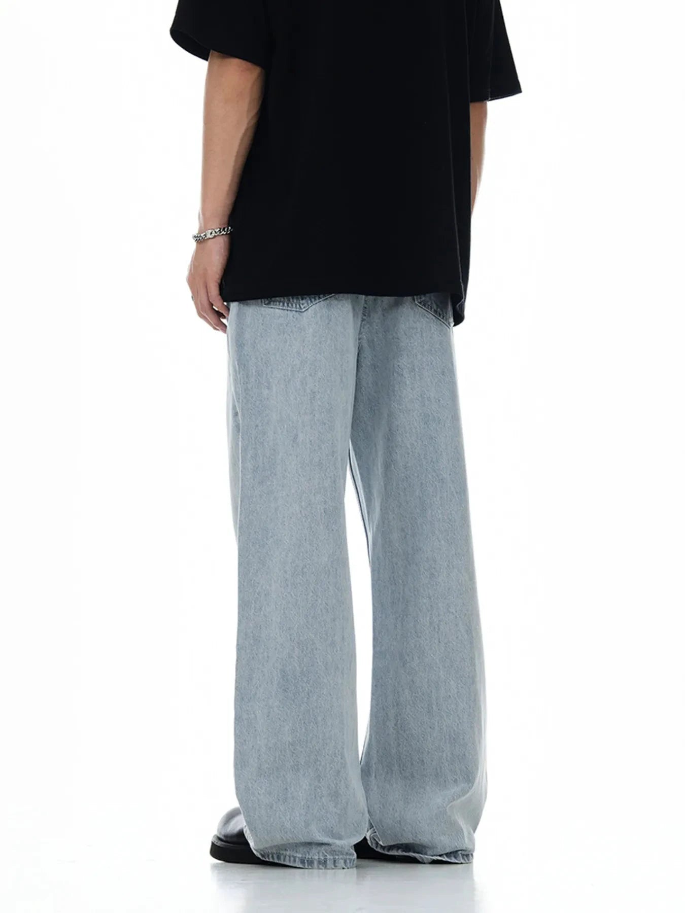 Men's Wash Wide Leg Jeans by Trendsi