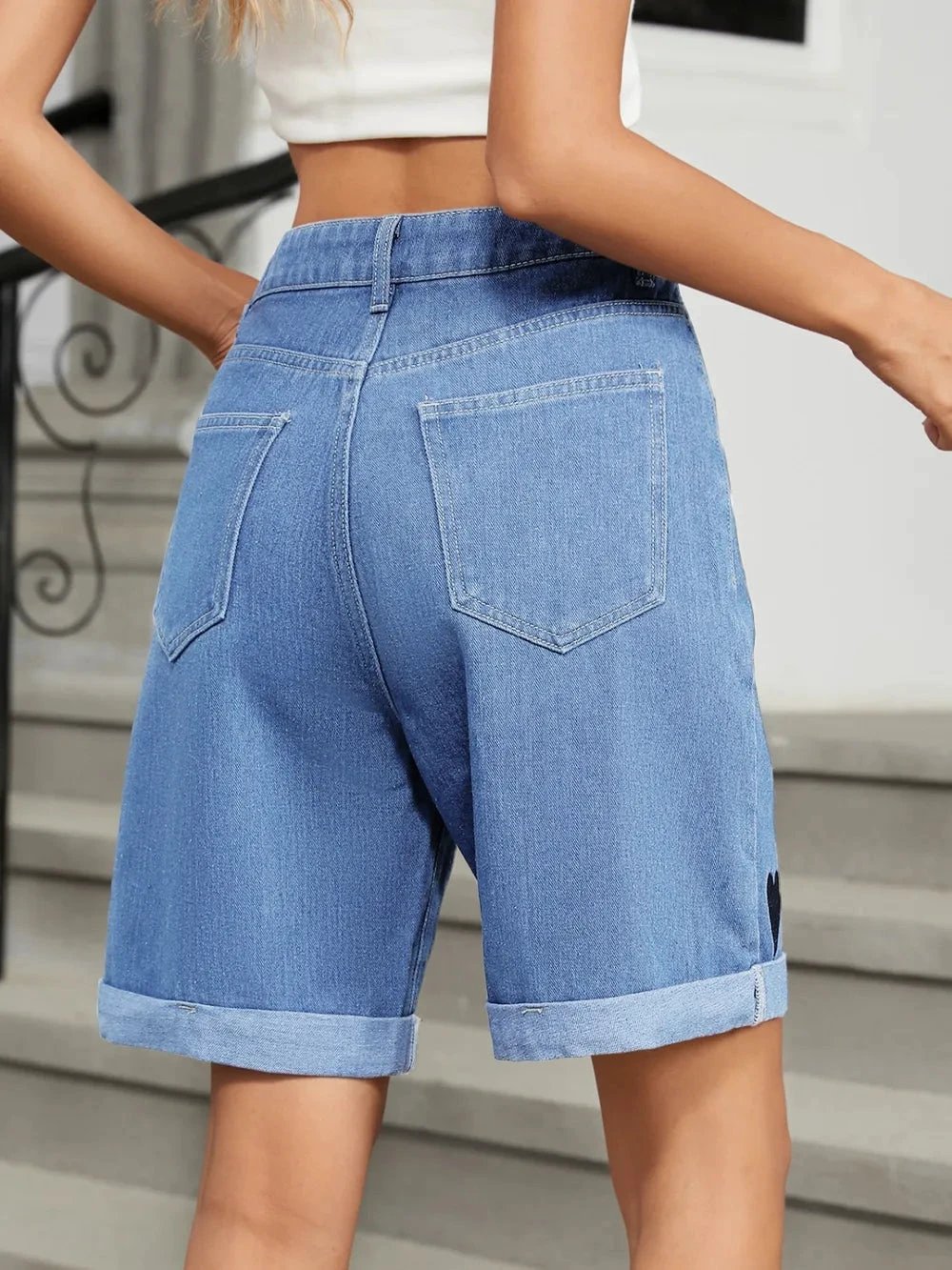 Heart-Pattern Rolled Hem Denim Shorts by eprolo