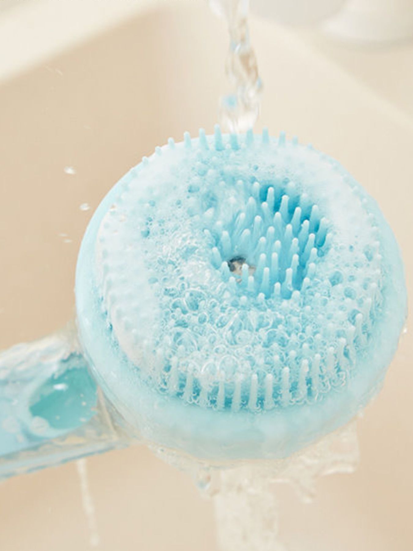 15992b16-6546-4bb3-88d2-8c9462bd53bc-Max