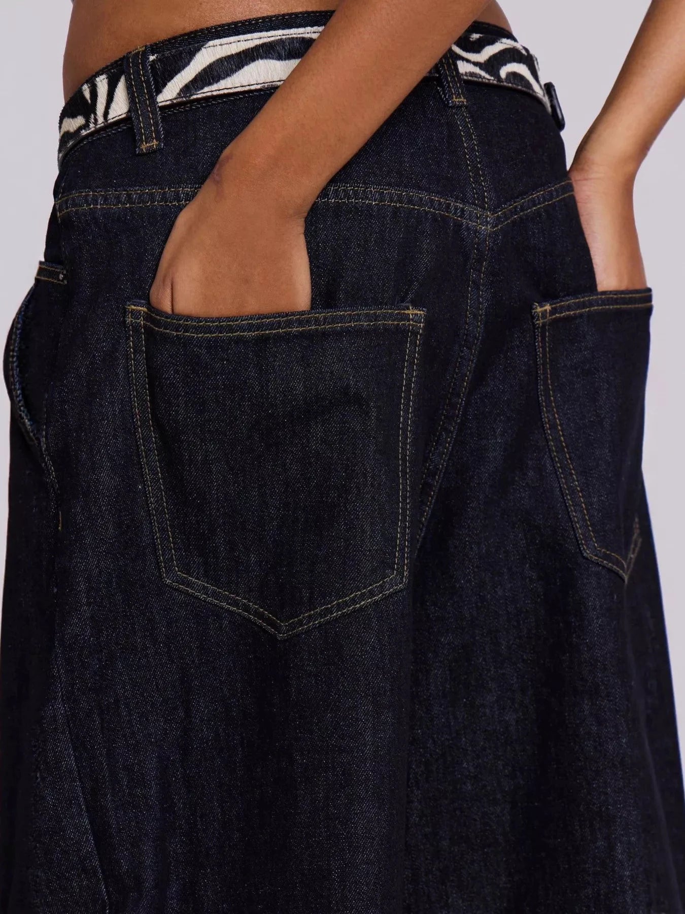 Letter Wide Leg Jeans by Trendsi