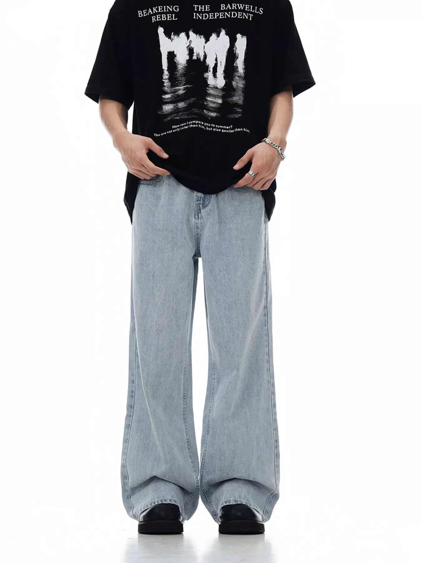 Men's Wash Wide Leg Jeans by Trendsi