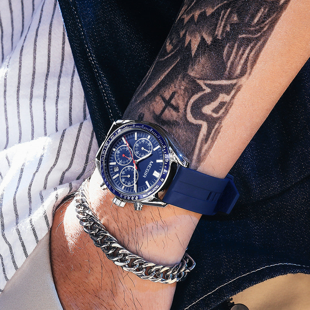 Montre chronographe à quartz analogique avec bracelet en silicone et calendrier