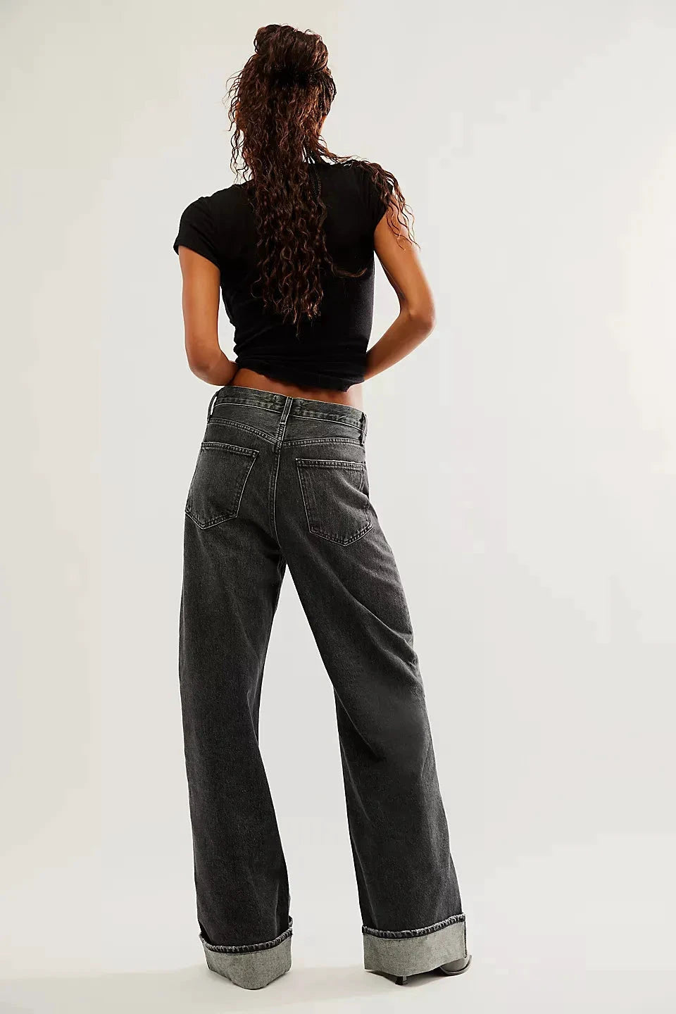 Cuffed Jeans with Pockets by Trendsi