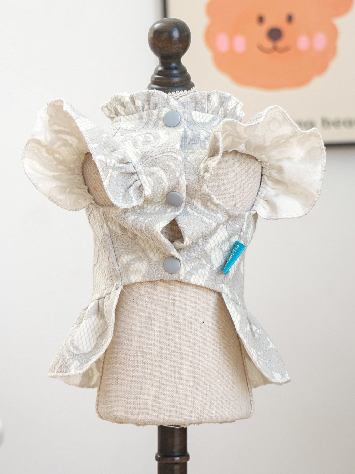 4b21d1152c854a508f68ff8363333315-Max