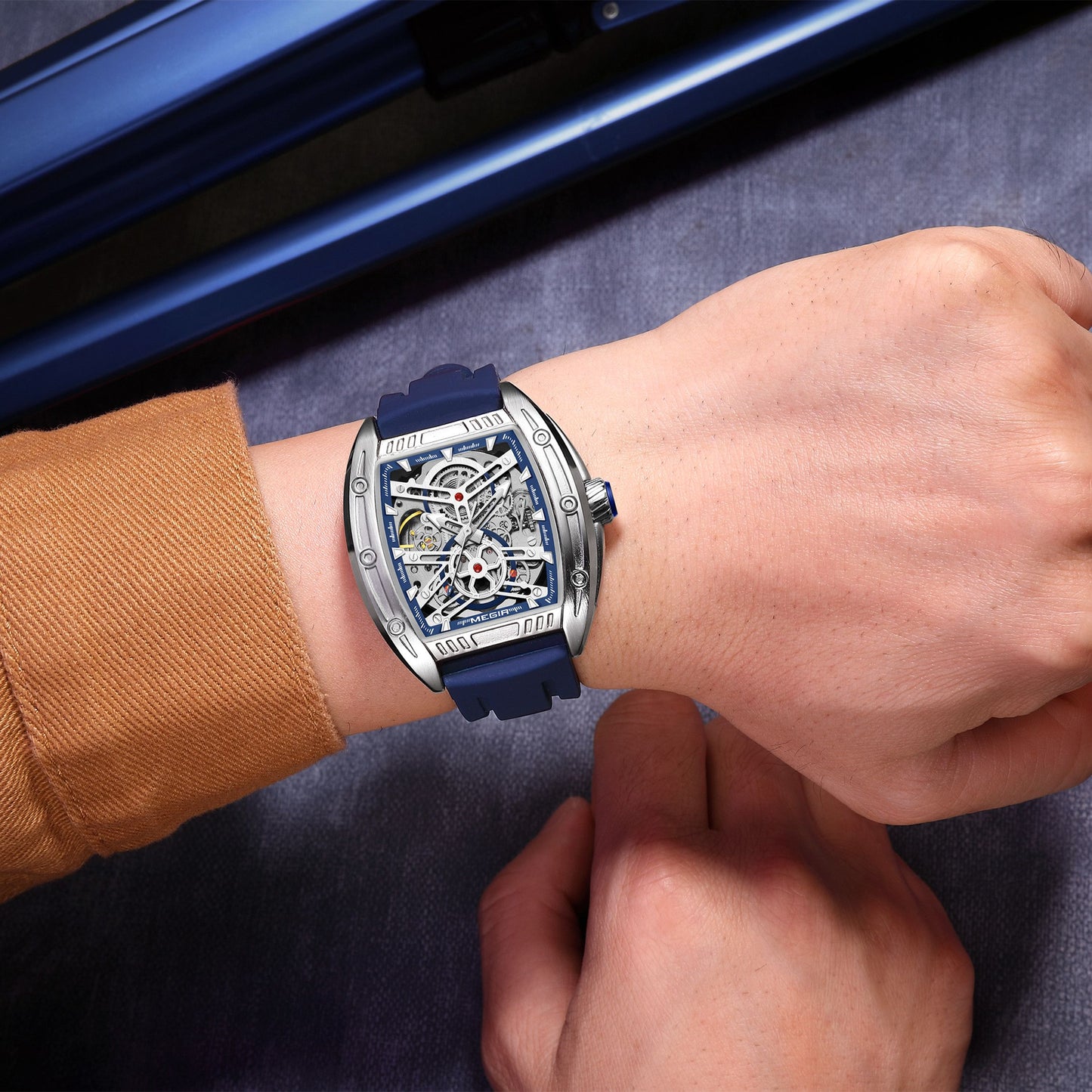 Montre de sport Megir pour homme, mouvement mécanique automatique, bracelet en silicone lumineux