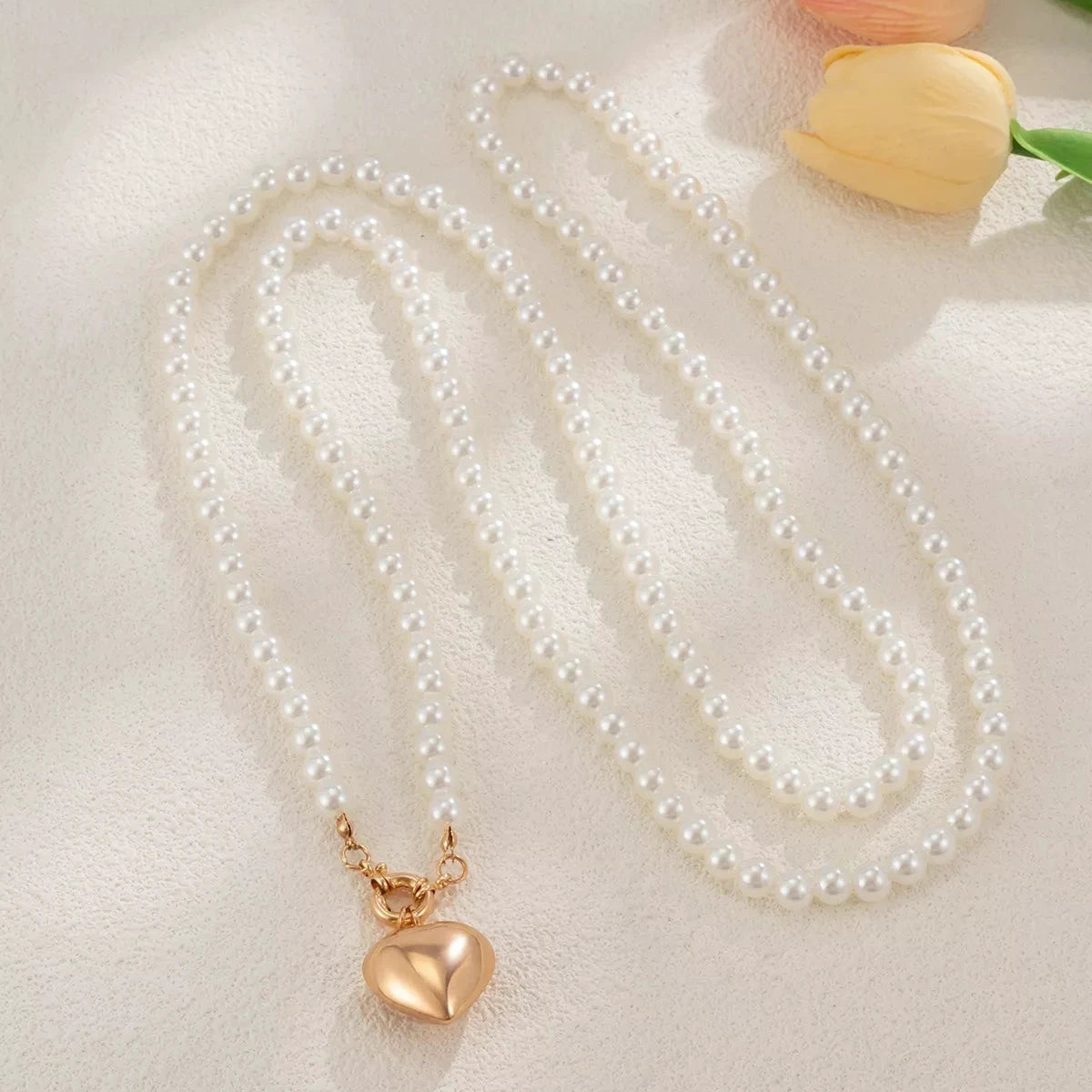 Pearl Chain Heart Necklace by Trendsi