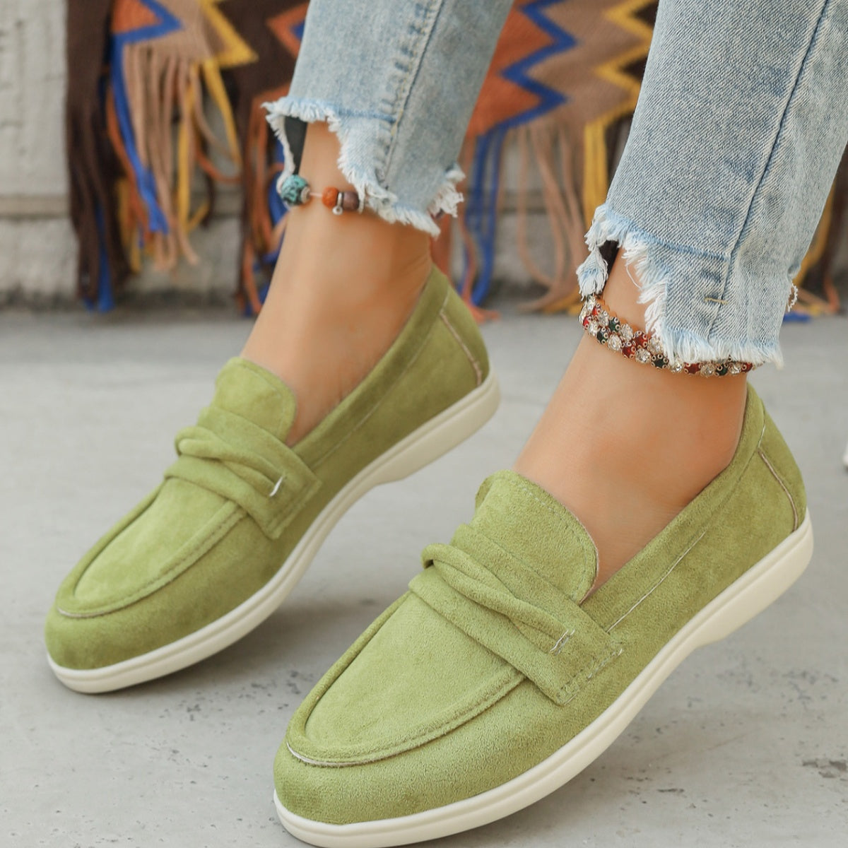 a597c6cc-de6d-4ad0-a819-16ebe83c14bd-Max