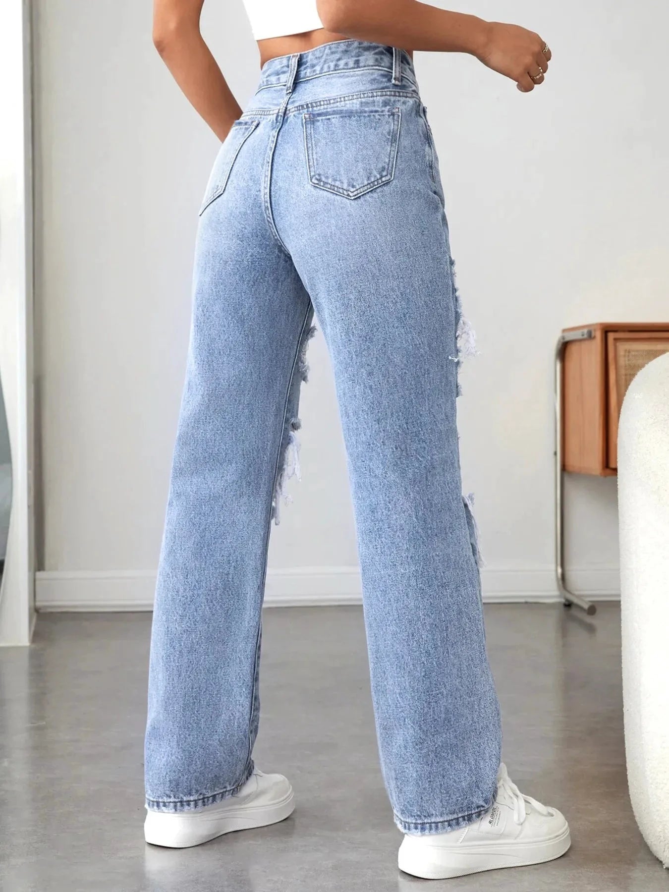 Distressed High Waisted Jeans by Trendsi