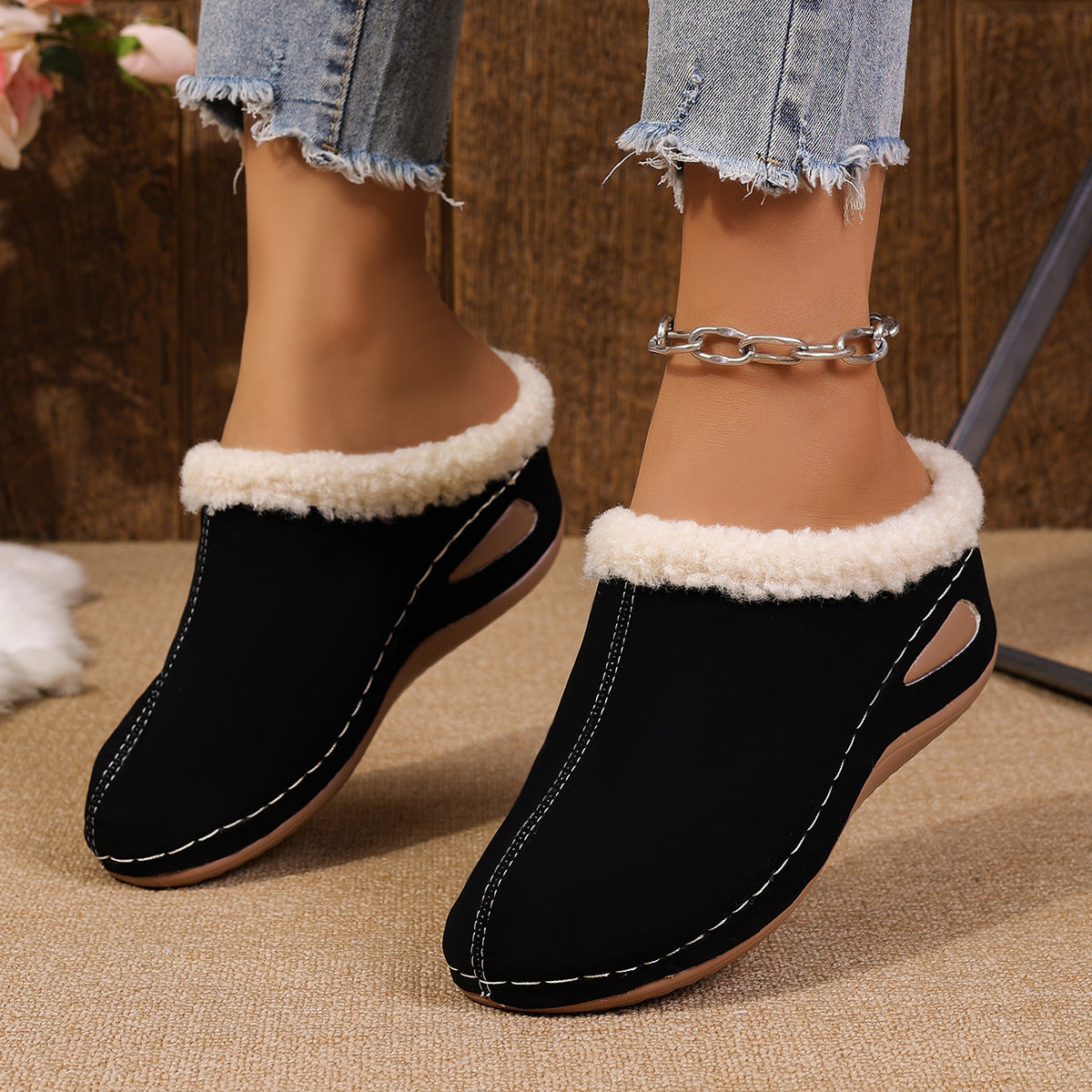 Fashion Plush Slippers Outdoor Wedges Sandals Women's Garden Shoes