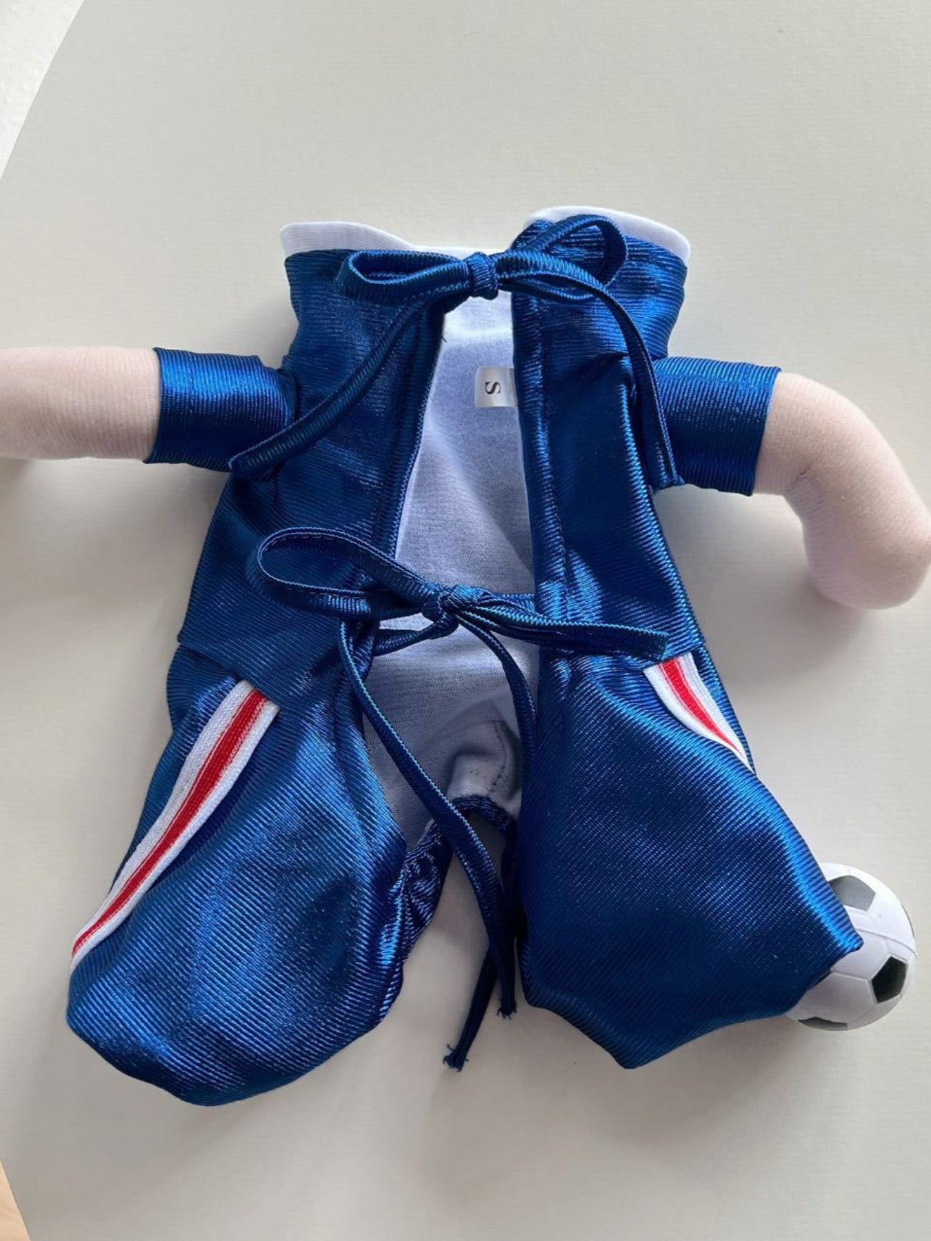 f4bc66b4-f4a6-46db-8947-11db64ea6a20-Max