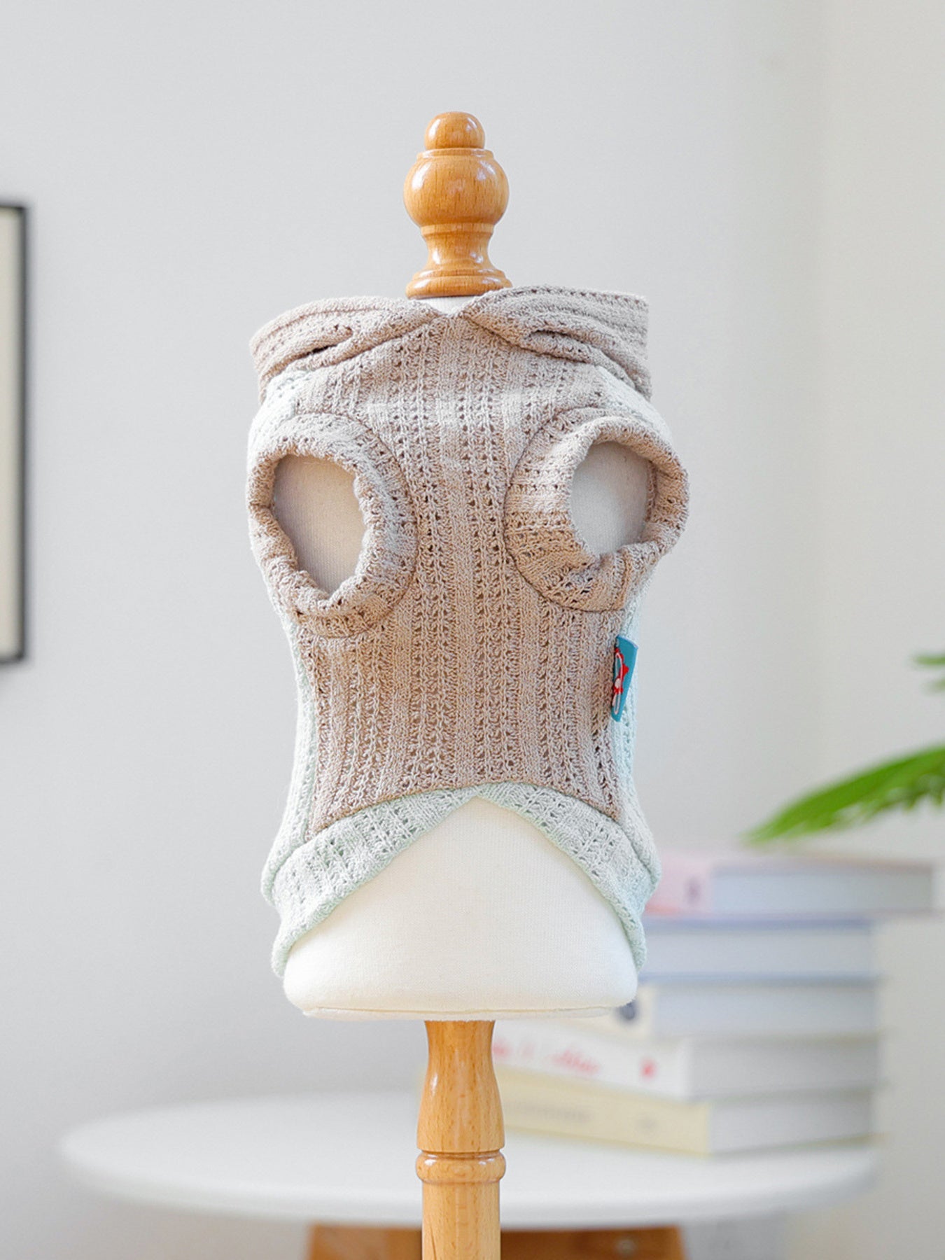 f6c8255f194140a08aa001d94d3be785-Max